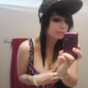 Meet your Posher, Valerie